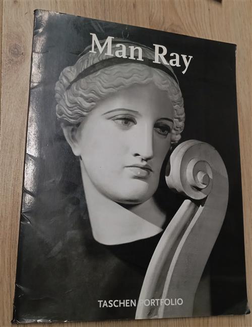 Man Ray Taschen 2001