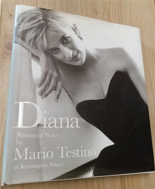 Diana Princess Of Wales By Mario Testino At Kensington Palace: Princess Of Wal