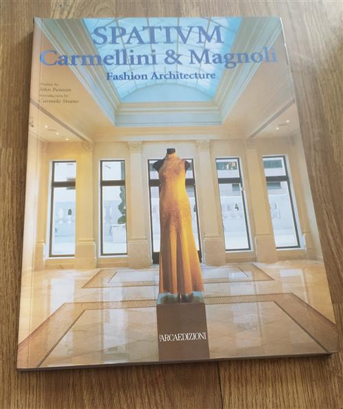 Spatium. Carmellini & Magnoli. Fashion Architecture
