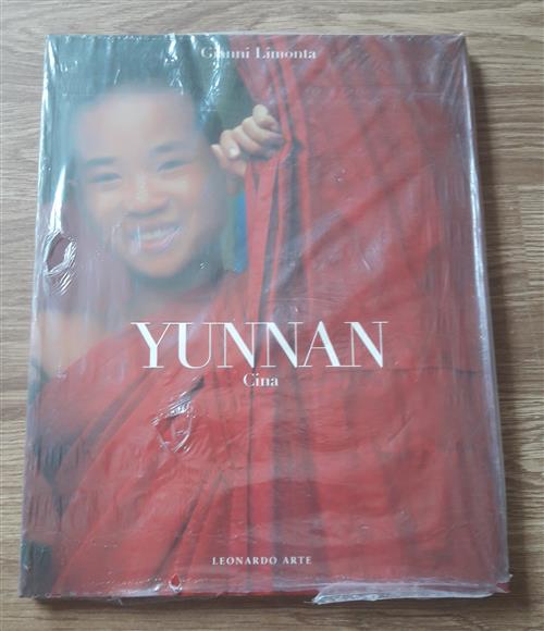 Yunnan Cina Gianni Limonta Leonardo 2000