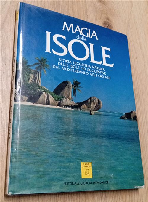 Magia Delle Isole Giuseppe Grazzini Editoriale Giorgio Mondadori 1987