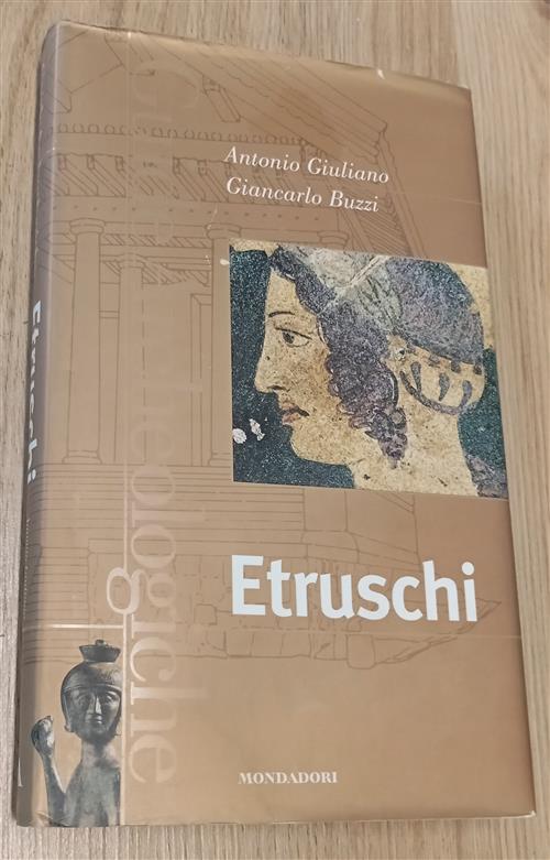 Etruschi Mondadori Electa 2002
