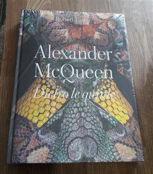 Alexander Mcqueen. Dietro Le Quinte