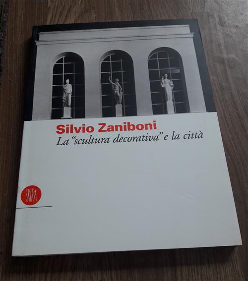 La Scultura Decorativa E La Città